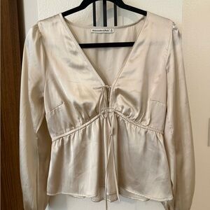 Abercrombie & Fitch Cream Satin Tie-Front V-Neck Blouse